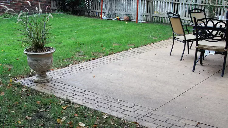 How to Clean a Concrete Patio